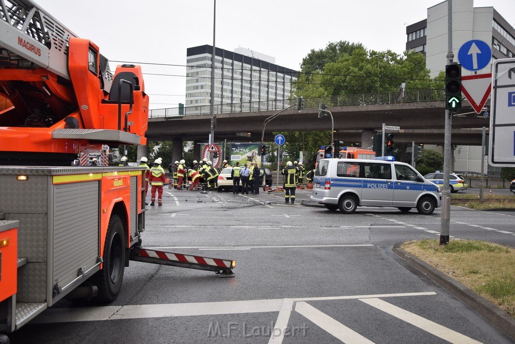 VU 3 Pkw Koeln Deutz Am Messekreisel P009.JPG - Miklos Laubert